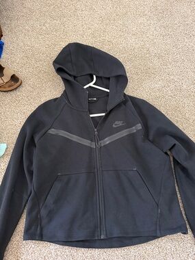 Nike tech Black cropped